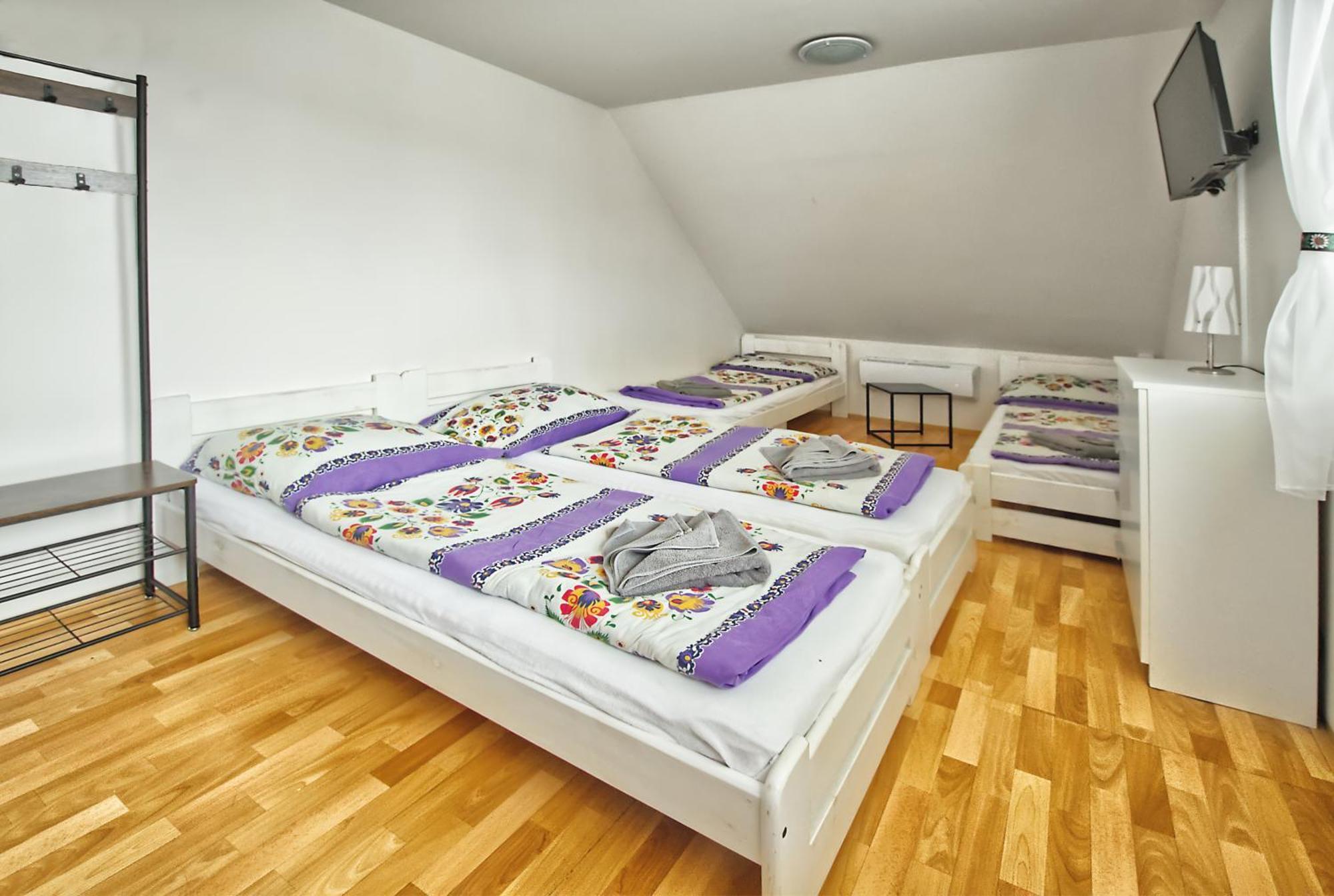 Penzion Bazen Vino Sklep U Palecku Zajeci Luaran gambar